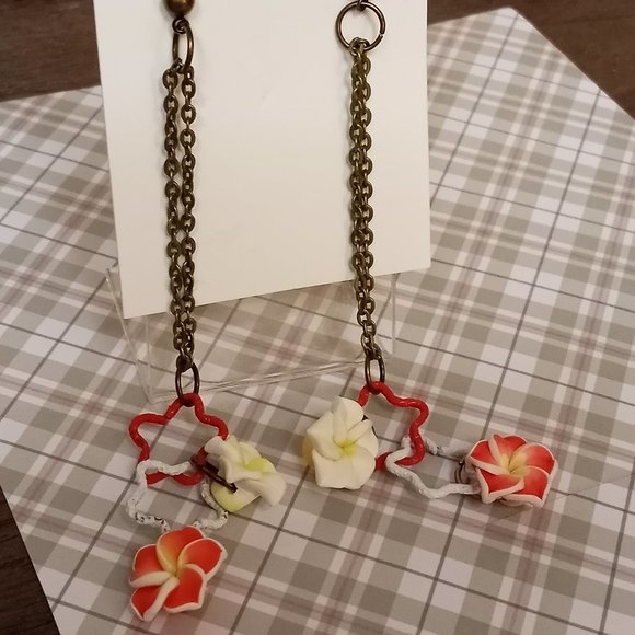 Home made/handmade Metal Dangle Stud Earrings with Acrylic Flowers #39 - Picture 15 of 15